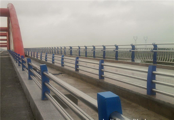 宁波不锈钢桥梁防撞栏杆