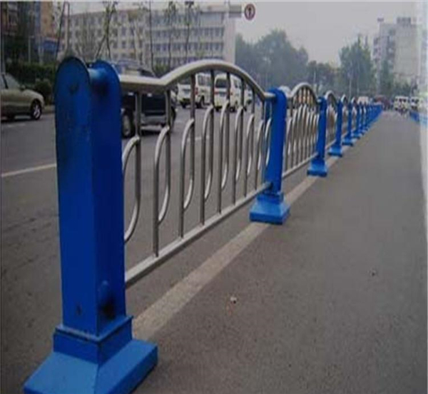 宁波不锈钢防撞栏杆生产制造工艺